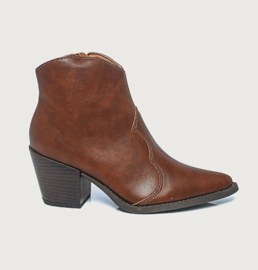 Bota Urban Fit – Cano Médio com Salto Bloco